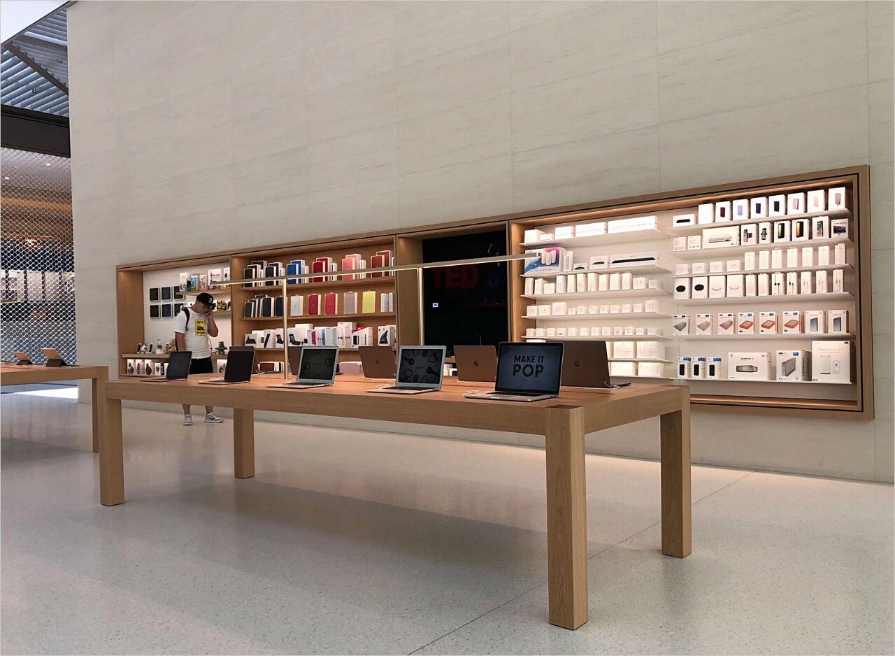 Apple phone shop display furniture