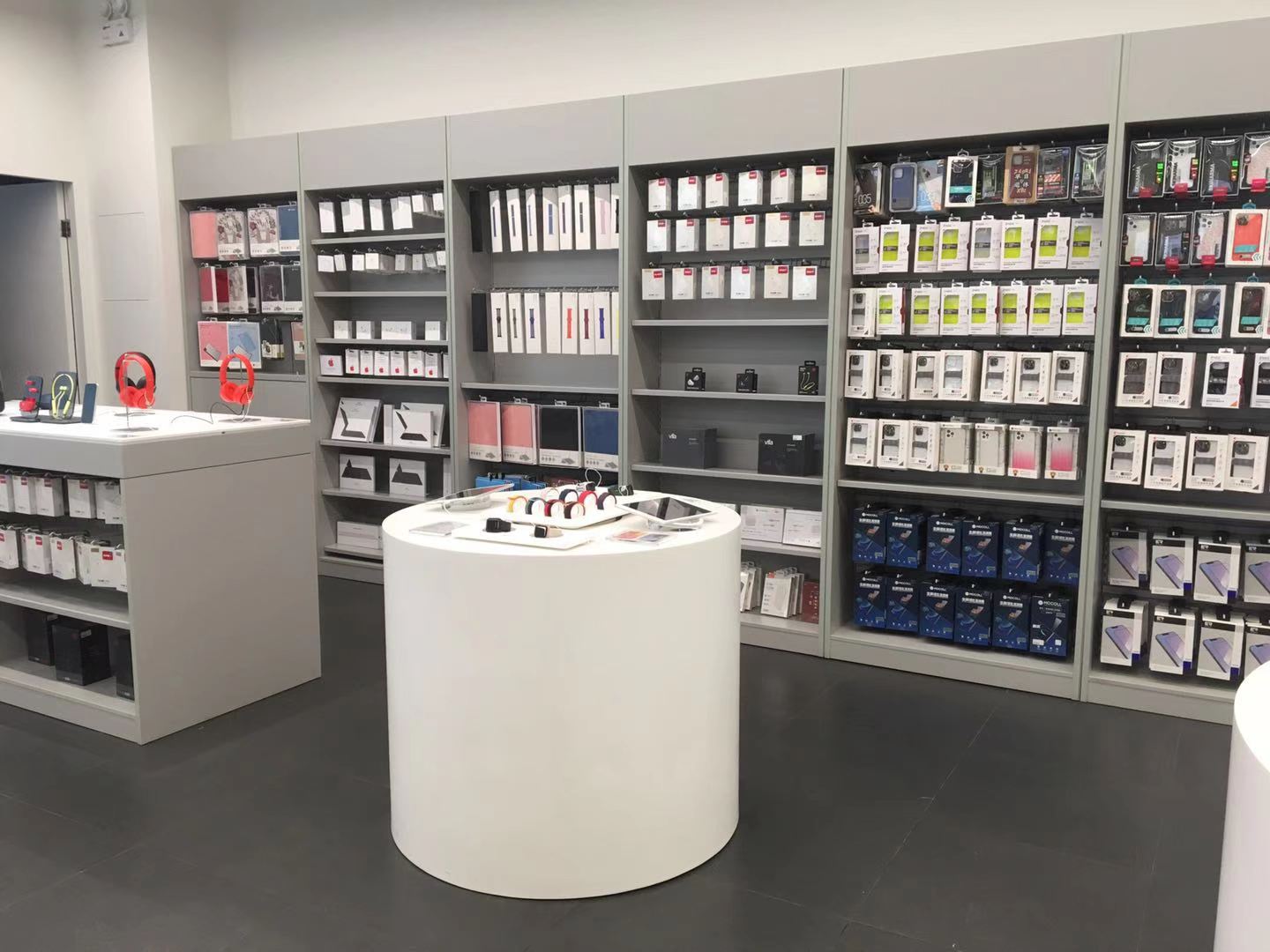 Apple phone shop display furniture